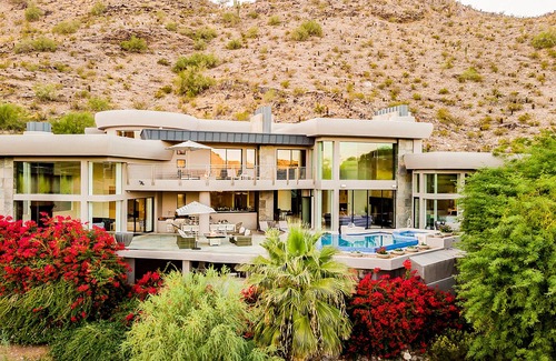 Paradise Valley Villa | Black Rock by AvantStay | Modern Masterpiece w/ Panoramic Views & Infinity Pool