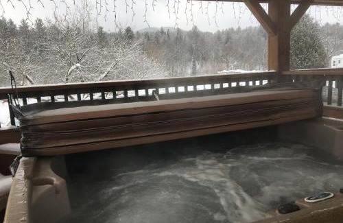 Eastern Vermont House | Blackbear Log Cabin