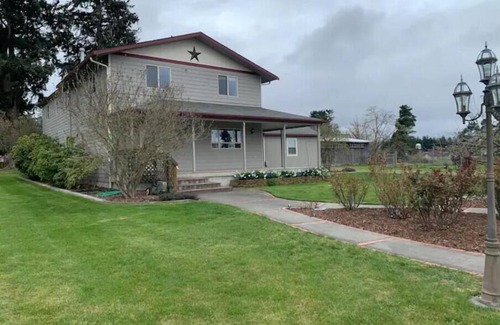 Sequim House | Blackberry Hill-Family Friendly! Spa, Olympic Nat.Park-lots of fun things to do.