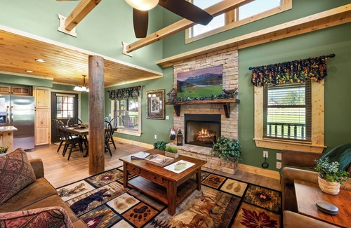 Maggie Valley Cabin | Blackberry Lodge ~ New Cabin by Willow Tree Cabins