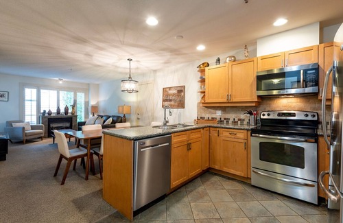 Blackcomb Apartment | Blackcomb ski-in/out | AC | Smart TV