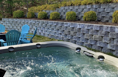 Spokane House | Blackhawk 5BD Home: Hot Tub, Arcade, near Whitworth & Green Bluff