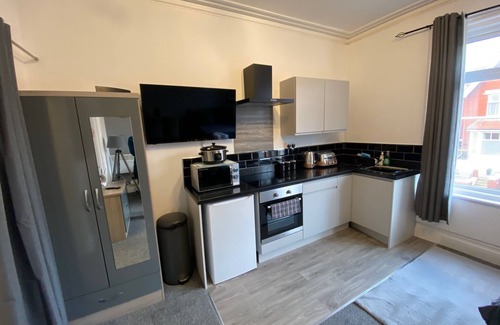 Blackpool Apartment | Blackpool Abode - Family room 124 Elite Apartments