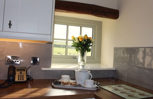 Barnard Castle Cottage | BLAKE HALL, family friendly, with open fire in Bowes