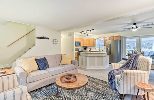 Briar Crest Woods House | Blakeslee Home w/Private Hot Tub, 5 Mi to Skiing!