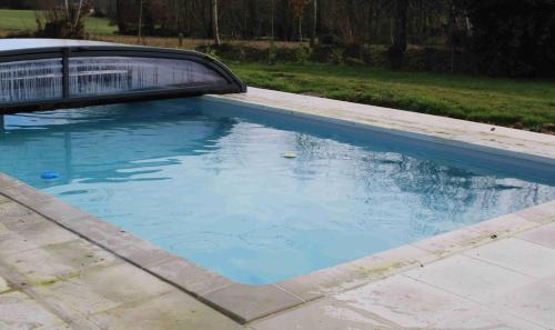 Mantilly Apartment | Blanc - 3 star 1st floor apartment with jacuzzi and heated pool