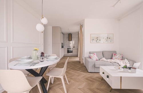 Bydgoszcz Apartment | Blanco in Bydgoszcz With 1 Bedrooms and 1 Bathrooms