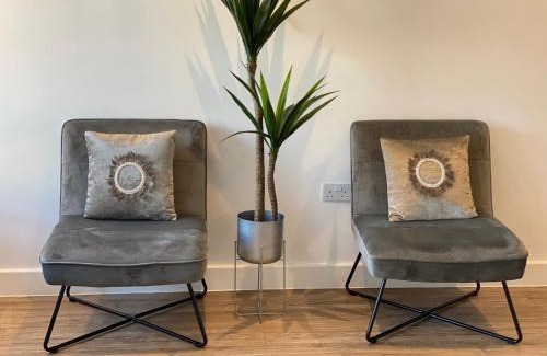 Colchester Apartment | Blanco Uno