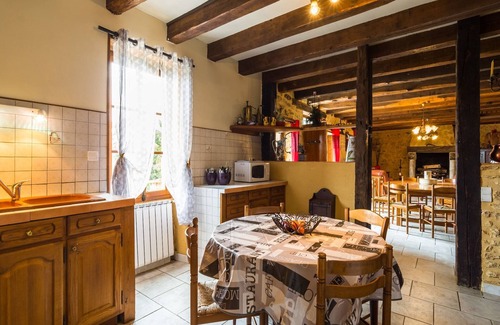 Blanquefort-sur-Briolance House | Blanquefort Hill Retreat