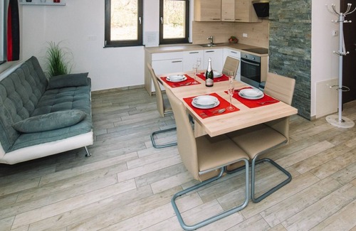 Zasip Apartment | Bled Prestigious and Stylish Apartments - Classic One Bedroom Apartment with Balcony