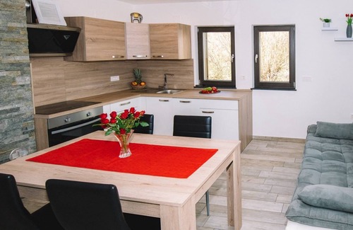 Zasip Apartment | Bled Prestigious and Stylish Apartments - Standard One Bedroom Apartment with Balcony