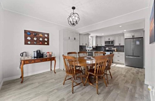 Harwich House | Blenheim Hideaway