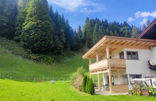 Grundau Apartment | Blick auf den Rettenstein Top 1 und 2