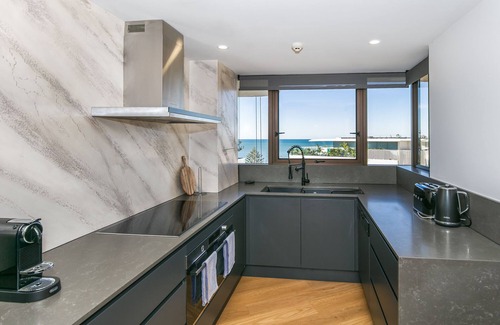 Burleigh Heads Apartment | Bliss By The Sea - Absolute Beachside Luxury