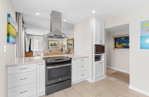 Georgetown County Condo | Blissful Breezes 3rd Floor OV 2 Bdrm Condo