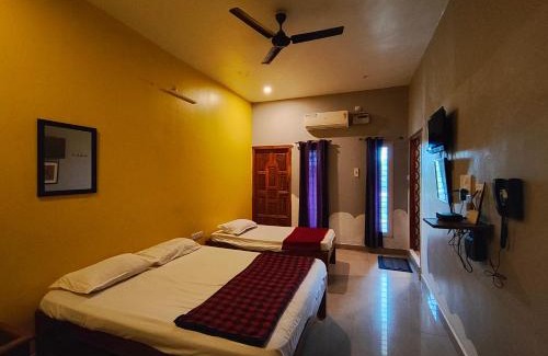 Auroville House | Blissful Haven 卂尺ㄒCafe- Guest House
