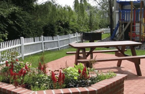 Block Island Resort | Block Island Resort - Great Location, sleeps 4