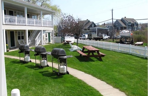 Block Island Apartment | Block Island Timeshare Rental - U2/3-Wk28 (7/15/23- 7/22/23)
