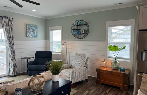 Atlantic Beach House | Blocks to the Beach! Huge Patio & Fenced-In Backyard.