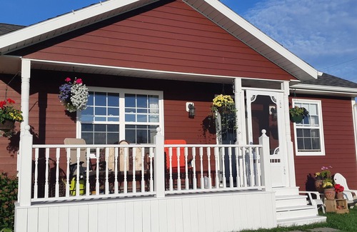 Blooming Point Apartment | Blooming Beach Suite Retreat. 5 minutes to the beach, close to PEI National Park