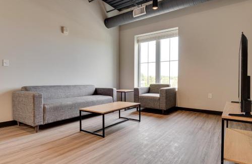 Bloomington Apartment | Bloomington Apartment - Walk to IU Campus and Mall!