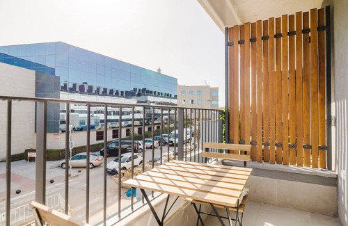 San Sebastian de los Reyes House | Blueground | San Sebastian de los Reyes, pool & gym, coworking
