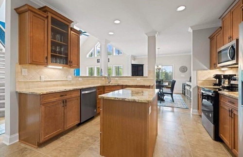 Catawba House | Blue Bayou: Luxury Lake Norman Retreat - Private Pool, Hot Tub, Deep Water Dock
