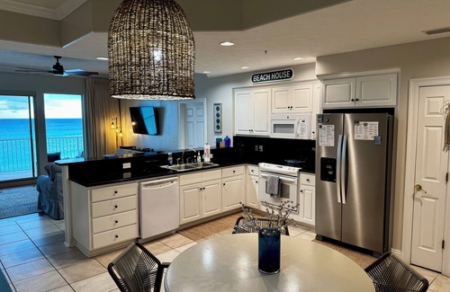 Lower Grand Lagoon Condo | Blue Bungalow 3rd Floor, Huge Beach Balcony, 2-BR 2-BA + Bunks, Treasure Island