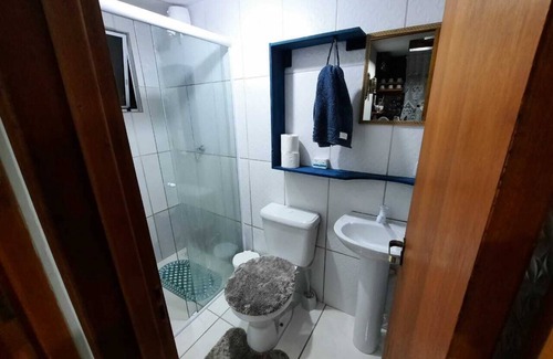 Paraty Apartment | Blue container house