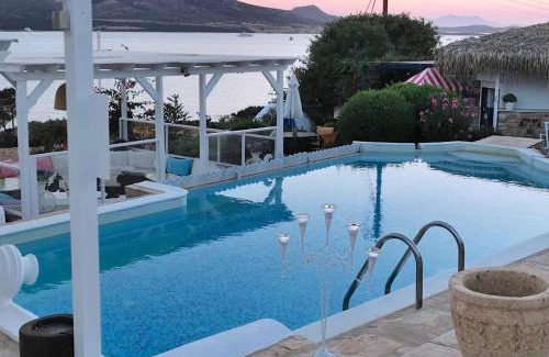 Antiparos Apartment | Blue Dolphin Antiparos Villas and Suites