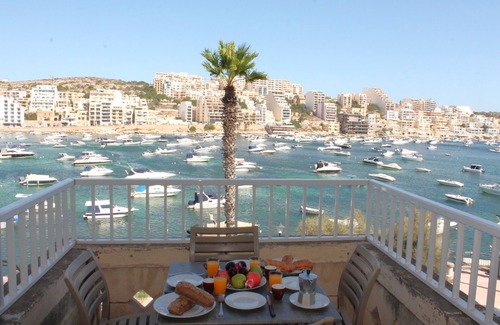 St. Paul's Bay Apartment | Blue Harbour 1 – Seafront Holiday 2-bedroom Apartment with terrace St Paul’s Bay