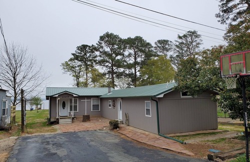 Chandler House | Blue Haven Lake Palestine Tx , Dock with Sundeck Sleeps 6