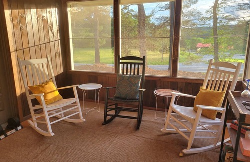 Narrowsburg House | Blue Haven w/EV Charger. Close to all that Narrowsburg has to offer!