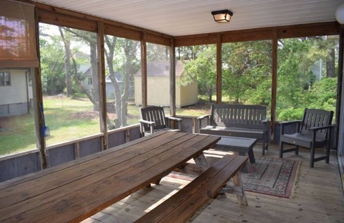 Piney Island House | Blue Heron-Closest Neighborhood to Beach w/shared community water access!
