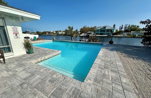 Ruskin House | Blue Heron House | Private 4 BR Waterfront w/Heated Pool and Fire Pit