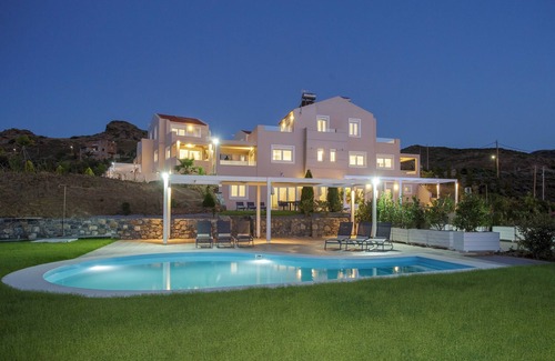 Lygaria Villa | Blue Hills Villas by Estia, Green 3
