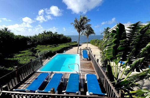 Cudjoe Key House | Blue Home - Receive 400 dollars ntowards a BOAT RENTAL!