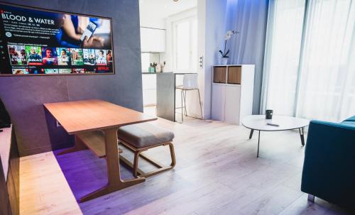 Tonkin Nord Apartment | Blue King Suite - Triangle d'Or
