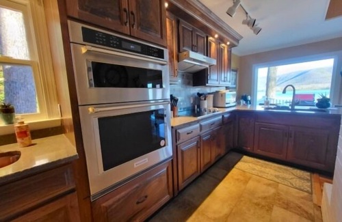 Penhook House | Blue Mountain Cottage: Mountain View, Wifi, 2 Kayaks, Cornhole, Firepit, Sandy Beach,