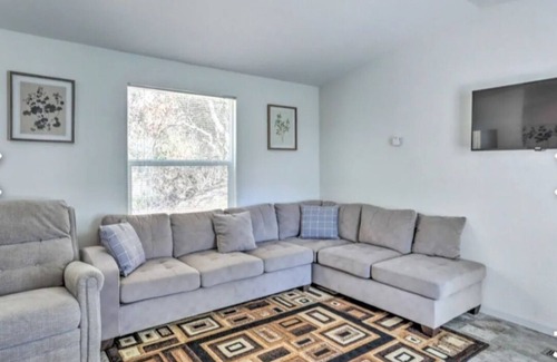 Mariposa House | Blue Mountainview welcomes long stays
