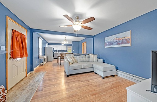 Mill Run House | Blue Mtn. House! Minutes from Ohiopyle State Park & More!