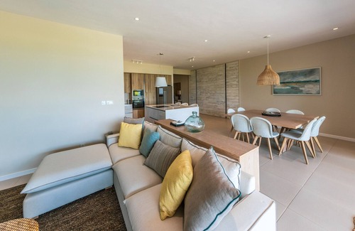 Pointe D'esny Apartment | Blue Nest - Premium Apartment by Horizon Holidays