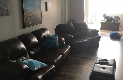 Port Stanley Cottage | Blue on William - only a minute walk to the beach!