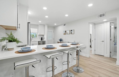 Royal Harbor Condo | Blue Pointe 2 BDRM/2 Bath Canal Front