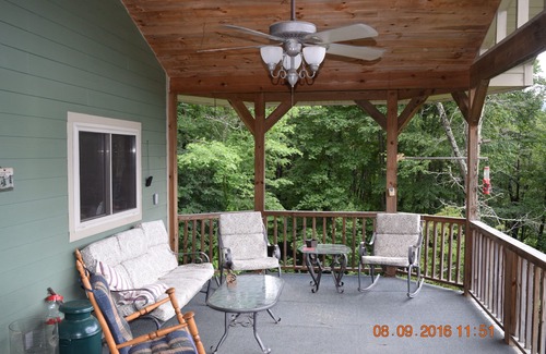 Canton House | Blue Ridge Mountain Getaway In Springdale Country Club (Gated Community)