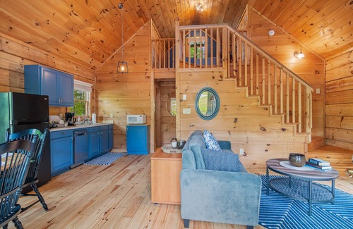 Jefferson Cabin | Blue RIdge Pkwy, Jefferson Sleeps 4 - mult. cabins avail. contact us for groups