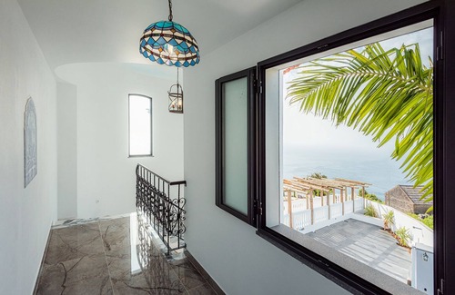 Calheta Villa | Blue Sea Tower, Luxury Character Villa, Private Heated Pool. Superb Ocean view