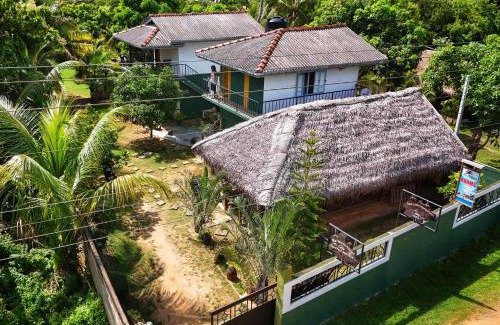 Tangalle House | Blue skies guest house and restaurant