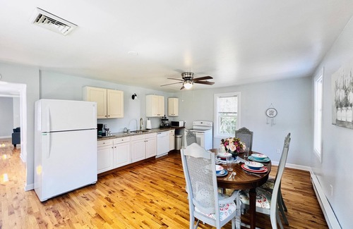 Dalbys House | Blue Skies Hideaway - Just 5 miles away from downtown Cape Charles
