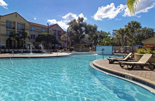 Florida Central Atlantic Coast Condo | Blue Tree Resort 2br suite, Saturday check-in